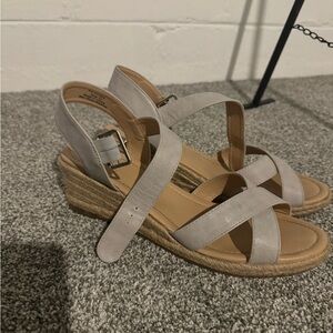 Women’s Size 12 Gray Wedges